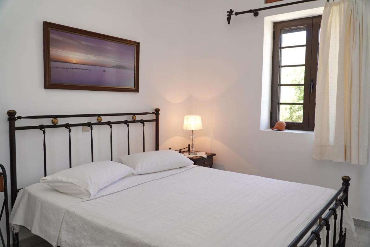 Moutsouna Beach Ngoại thất bức ảnh